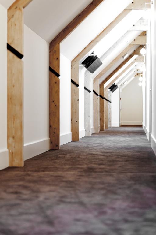College Hotel Алкмар Экстерьер фото