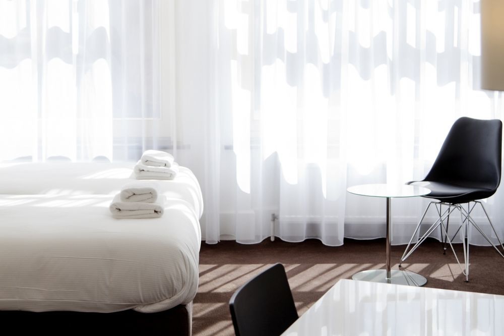 College Hotel Алкмар Экстерьер фото
